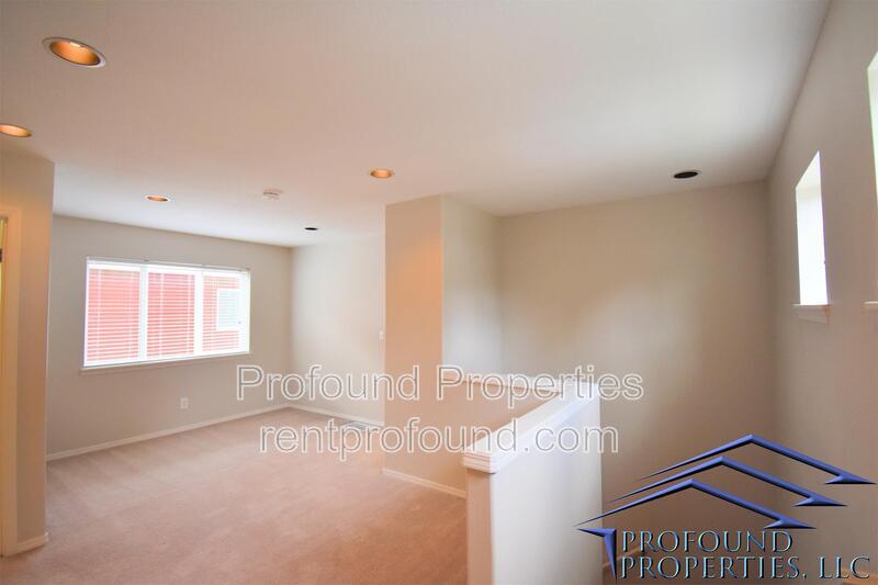 6055 SW 208th Place property image