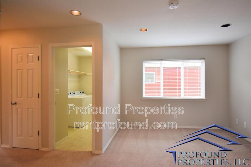 6055 SW 208th Place property image