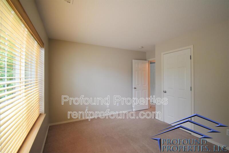 6055 SW 208th Place property image