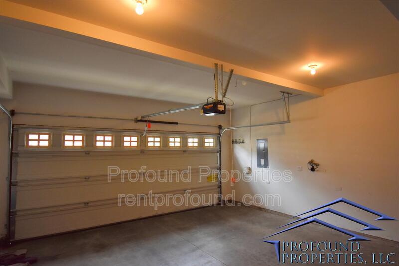 6055 SW 208th Place property image