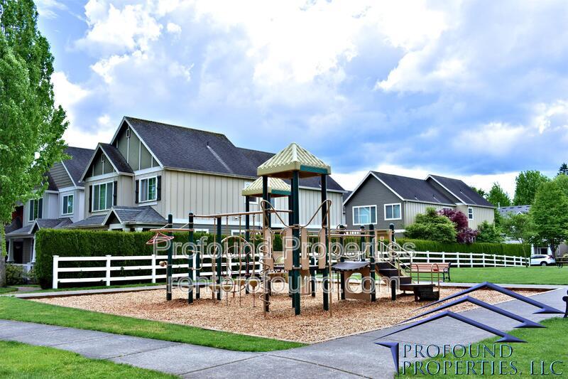 6055 SW 208th Place property image