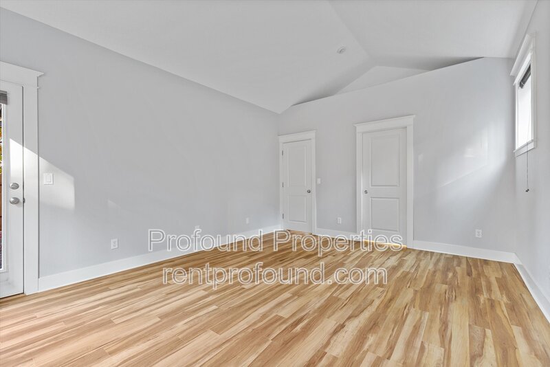 7909 SW Oviatt Drive property image