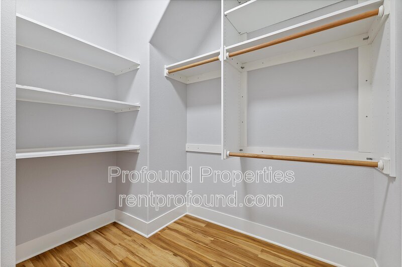 7909 SW Oviatt Drive property image