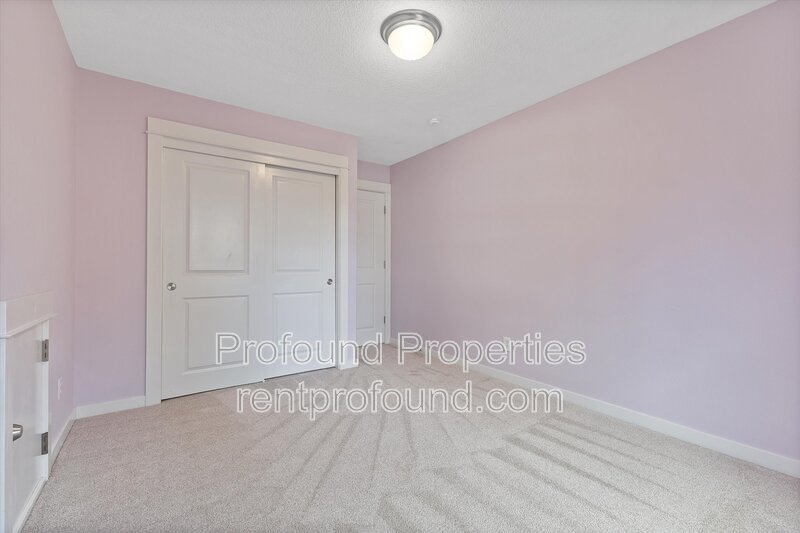 7909 SW Oviatt Drive property image