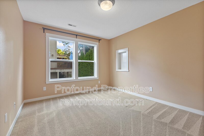 7909 SW Oviatt Drive property image