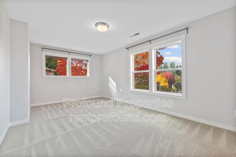 7909 SW Oviatt Drive property image