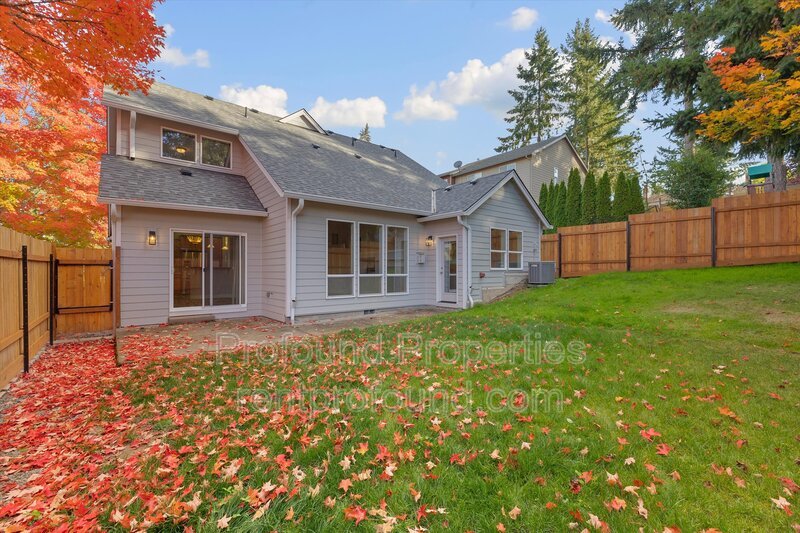 7909 SW Oviatt Drive property image