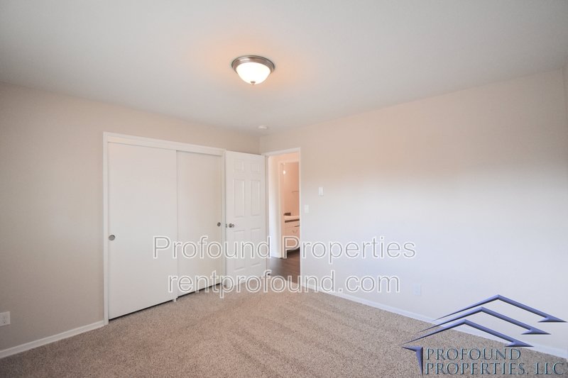 742 SE 13th Avenue - C property image