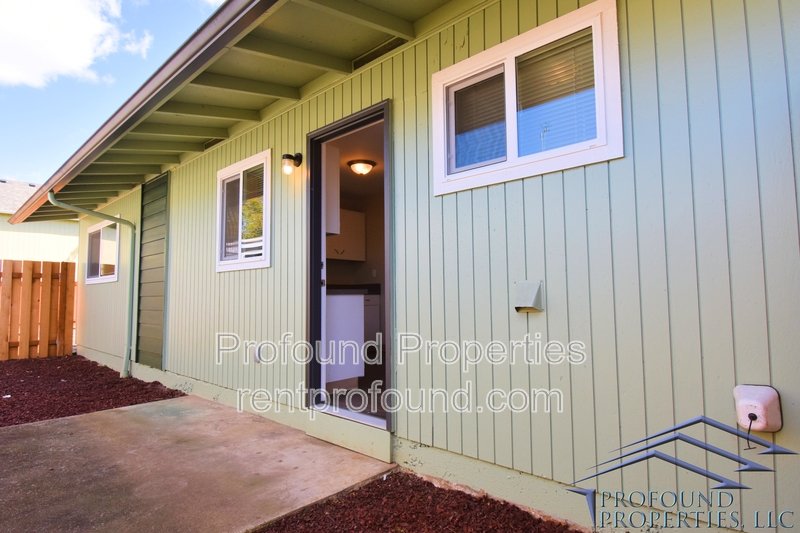 742 SE 13th Avenue - C property image