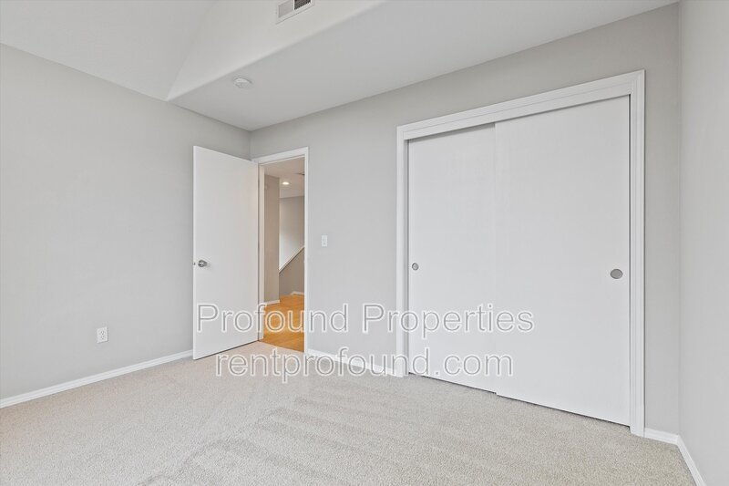 7533 SW Applegate Drive property image