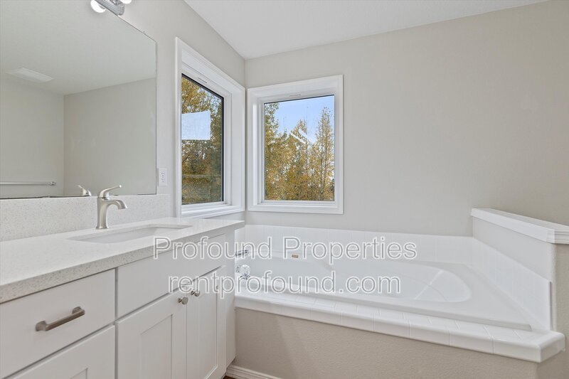 7533 SW Applegate Drive property image