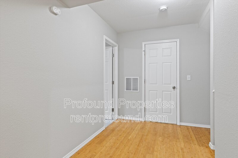 7533 SW Applegate Drive property image