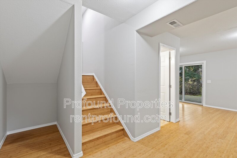 7533 SW Applegate Drive property image