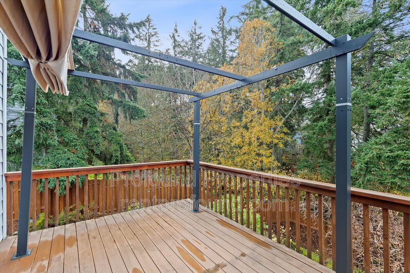 7533 SW Applegate Drive property image