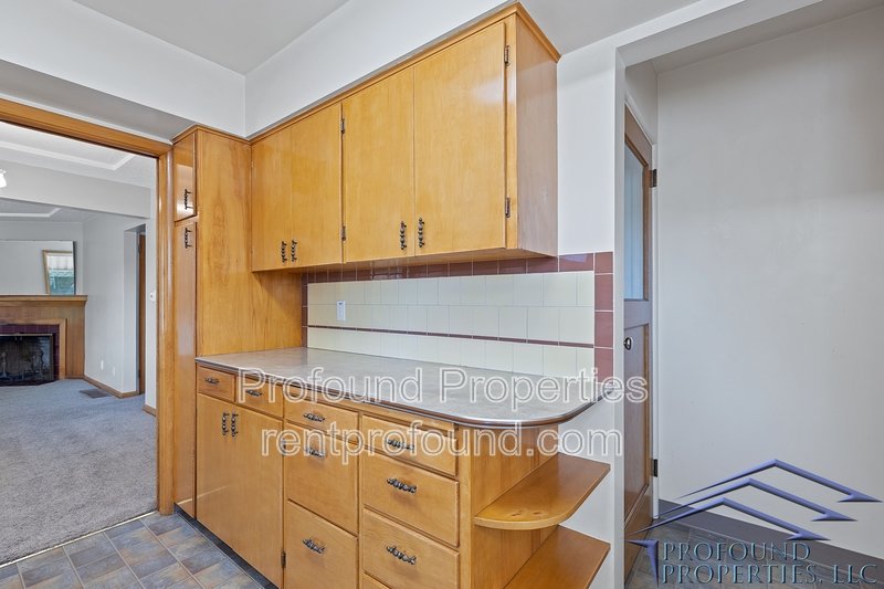 4315 NE Thompson Street - 4315 property image