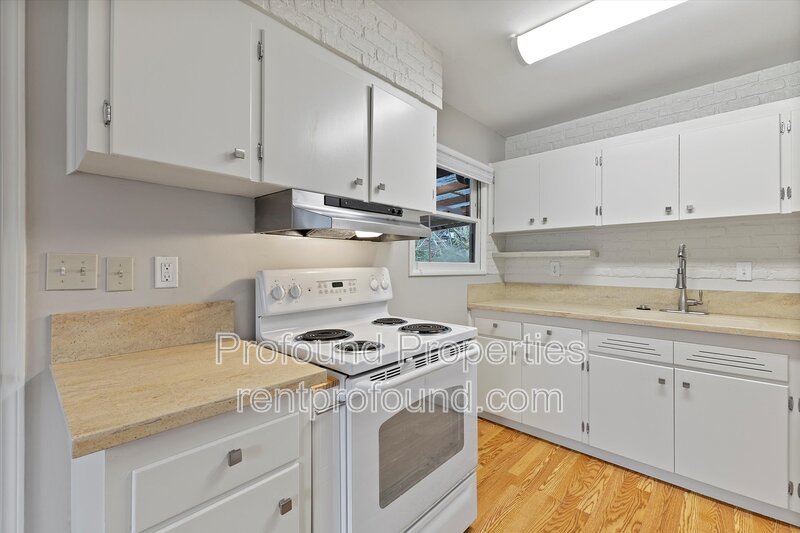 3539 N. Arlington Place property image