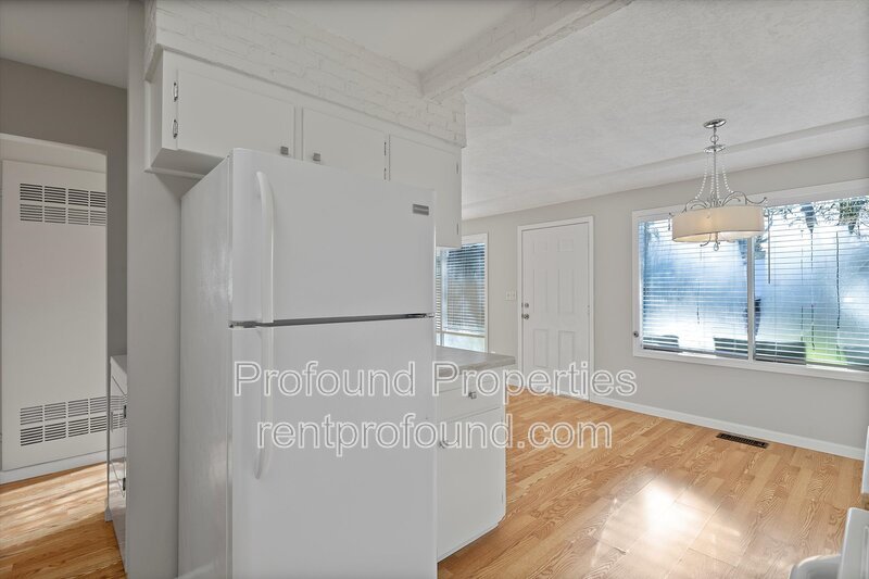 3539 N. Arlington Place property image