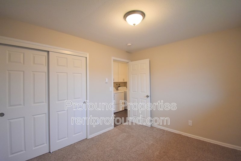 736 SE 13th Avenue - B property image