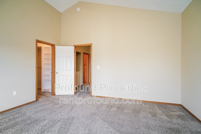 2623 NE Rocky Butte Rd. property image