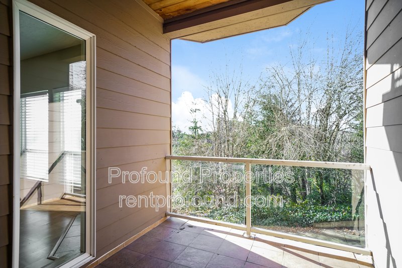 2623 NE Rocky Butte Rd. property image