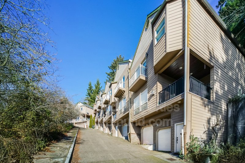 2623 NE Rocky Butte Rd. property image