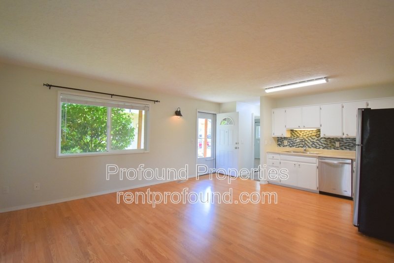 421 N Hayden Bay Drive property image