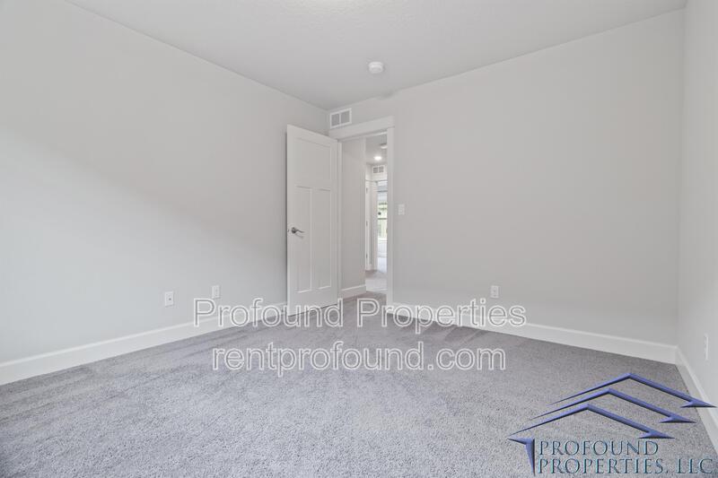 17323 SW Kite Lane property image