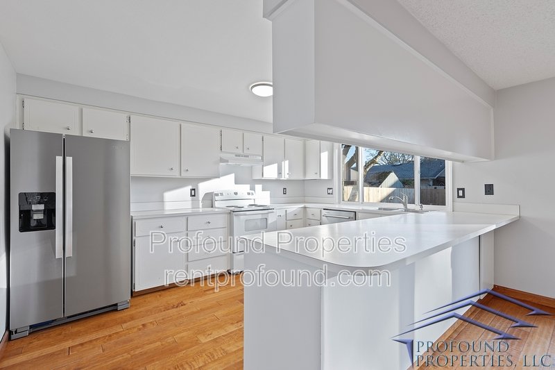 19300 Southwest Hennig Street property image