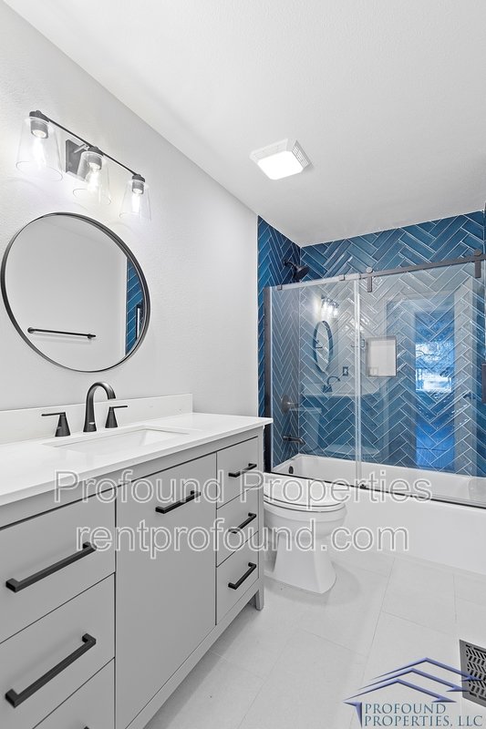 19300 Southwest Hennig Street property image