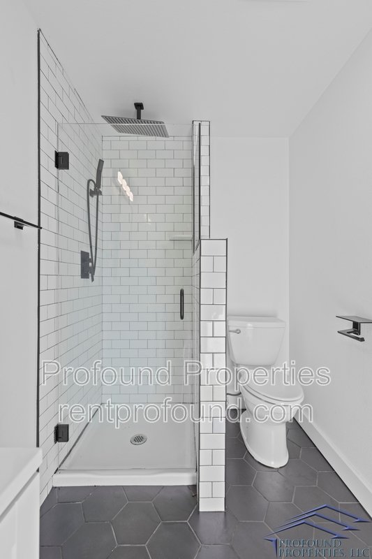 19300 Southwest Hennig Street property image