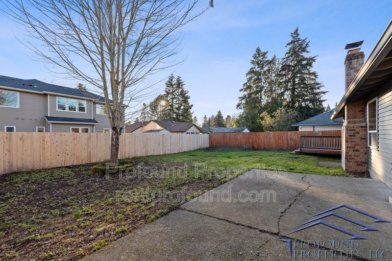 19300 Southwest Hennig Street property image