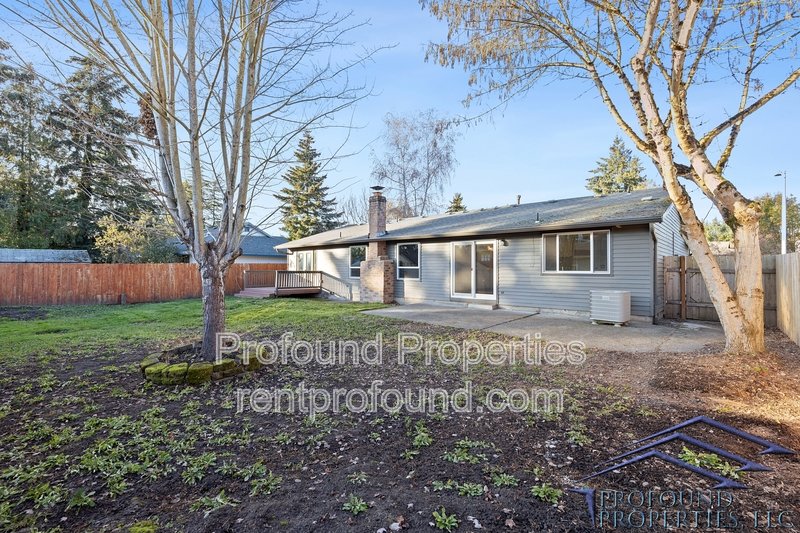 19300 Southwest Hennig Street property image