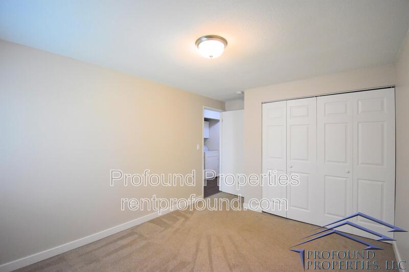 12185 SW Gingham Lane - B property image