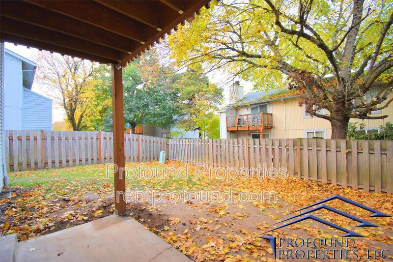 12185 SW Gingham Lane - B property image