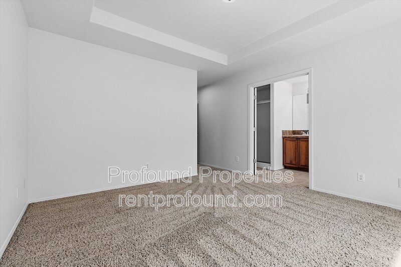 1140 SE Tamango Street property image
