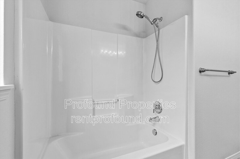1140 SE Tamango Street property image