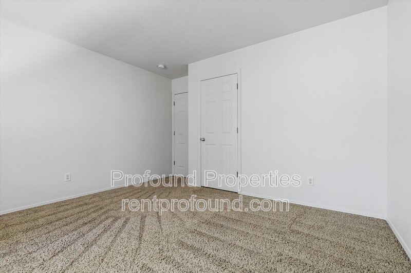 1140 SE Tamango Street property image