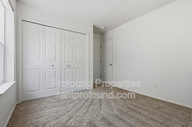 1140 SE Tamango Street property image
