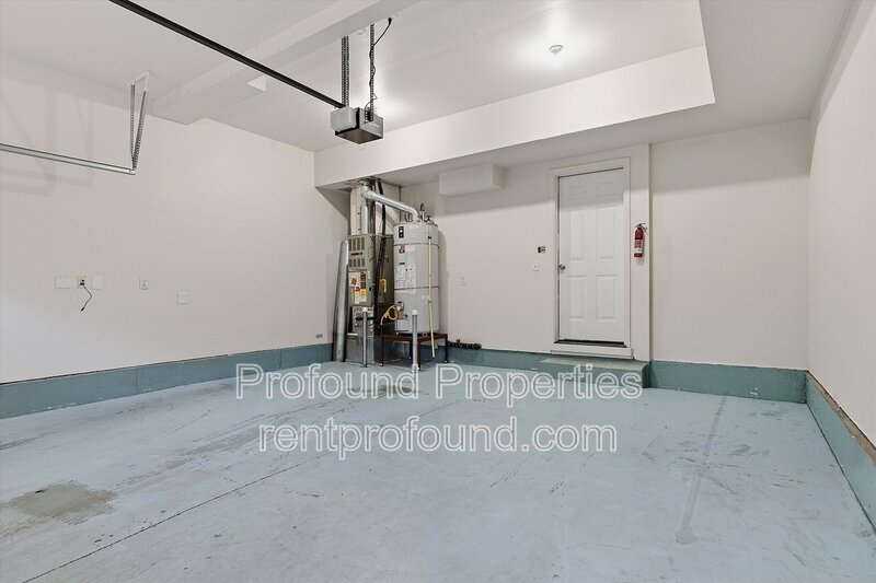1140 SE Tamango Street property image