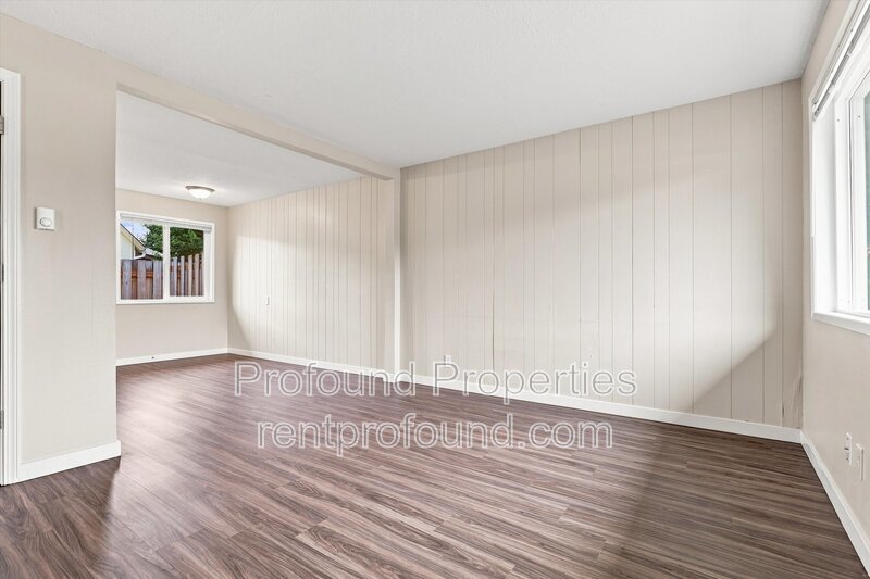 742 SE 13th Avenue - B property image