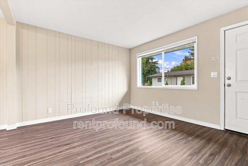 742 SE 13th Avenue - B property image