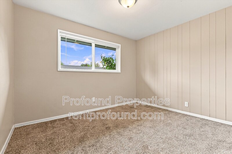 742 SE 13th Avenue - B property image
