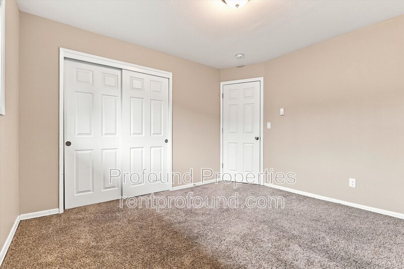 742 SE 13th Avenue - B property image