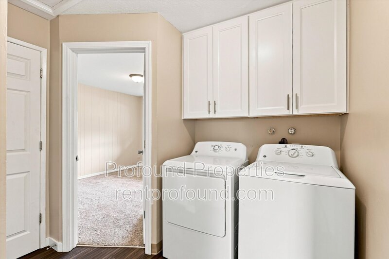 742 SE 13th Avenue - B property image