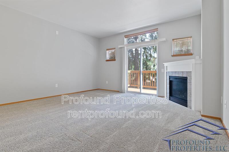 627 SW Dillan Drive property image