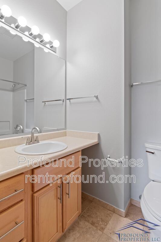 627 SW Dillan Drive property image