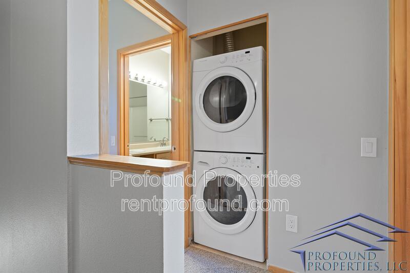 627 SW Dillan Drive property image