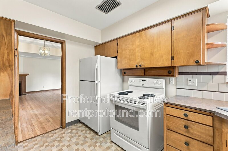 4309 NE Thompson Street - 4309 property image